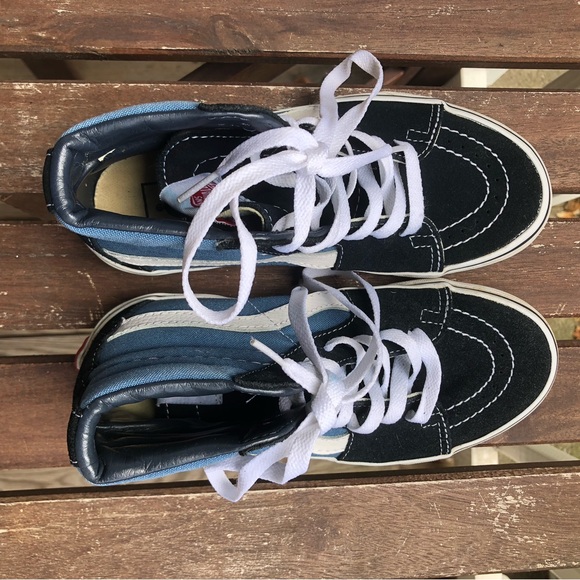 Vans Sk8-Hi High Top Sneakers in Navy Blue - Picture 5 of 6